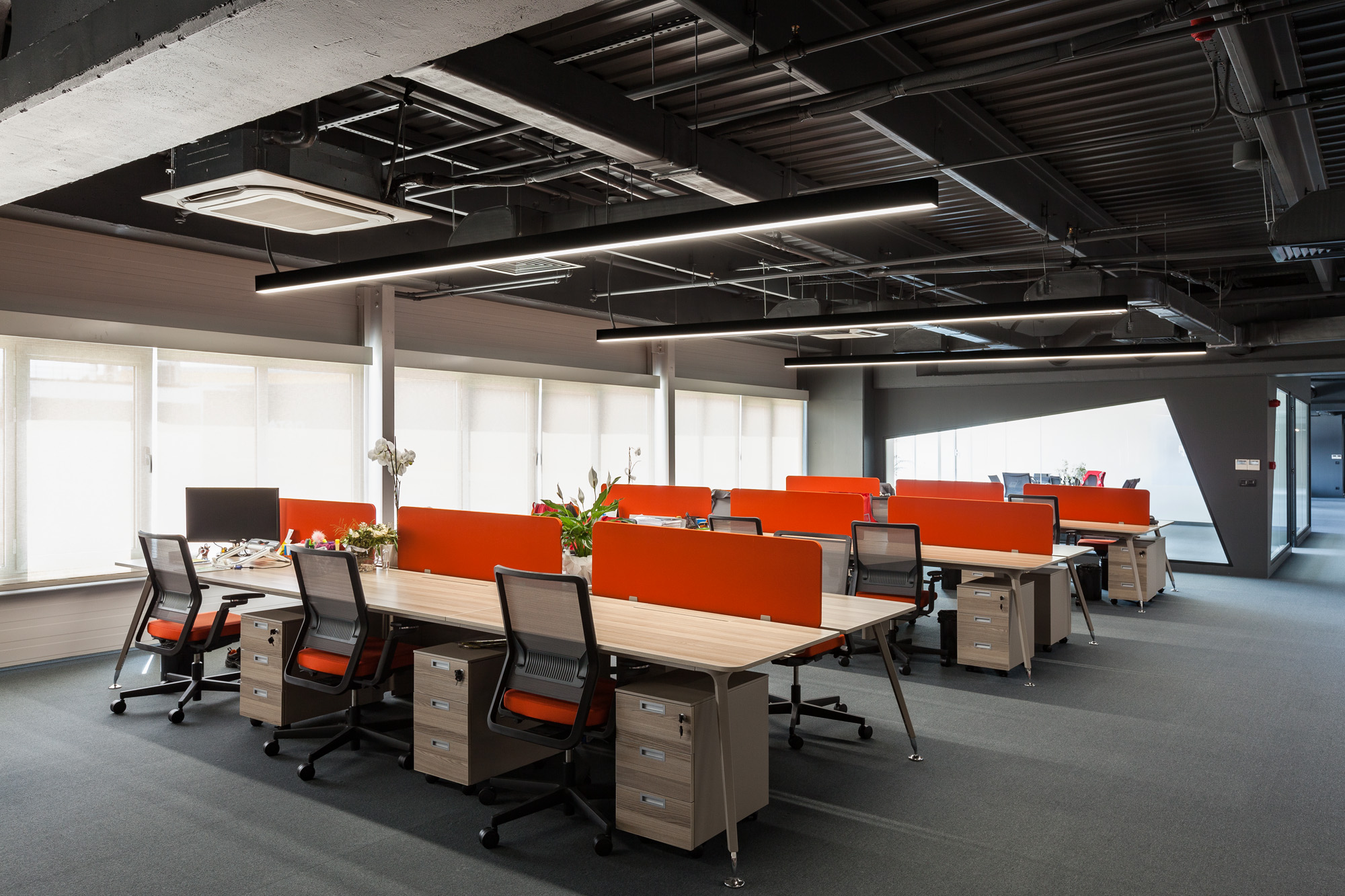 Tips to Consider About Office Lighting
